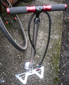 axiom annihilateair track pump